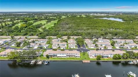 6537 Cape Hatteras Way NE St Petersburg FL 33702