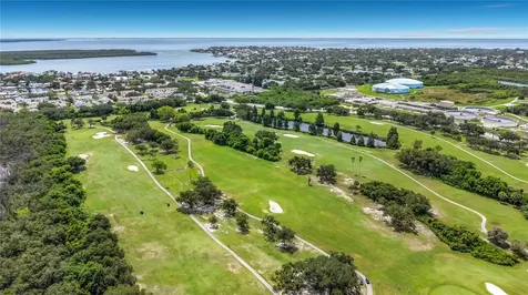 6537 Cape Hatteras Way NE St Petersburg FL 33702