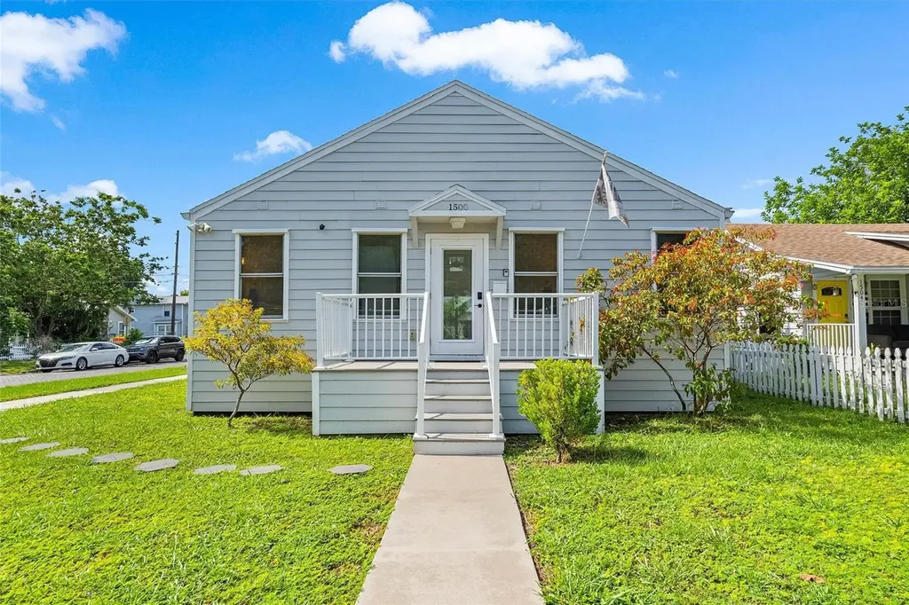 1500 9th Avenue N St Petersburg FL 33705