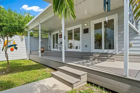 1500 9th Avenue N St Petersburg FL 33705