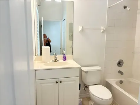 5641 Whitehead Street Bradenton FL 34203