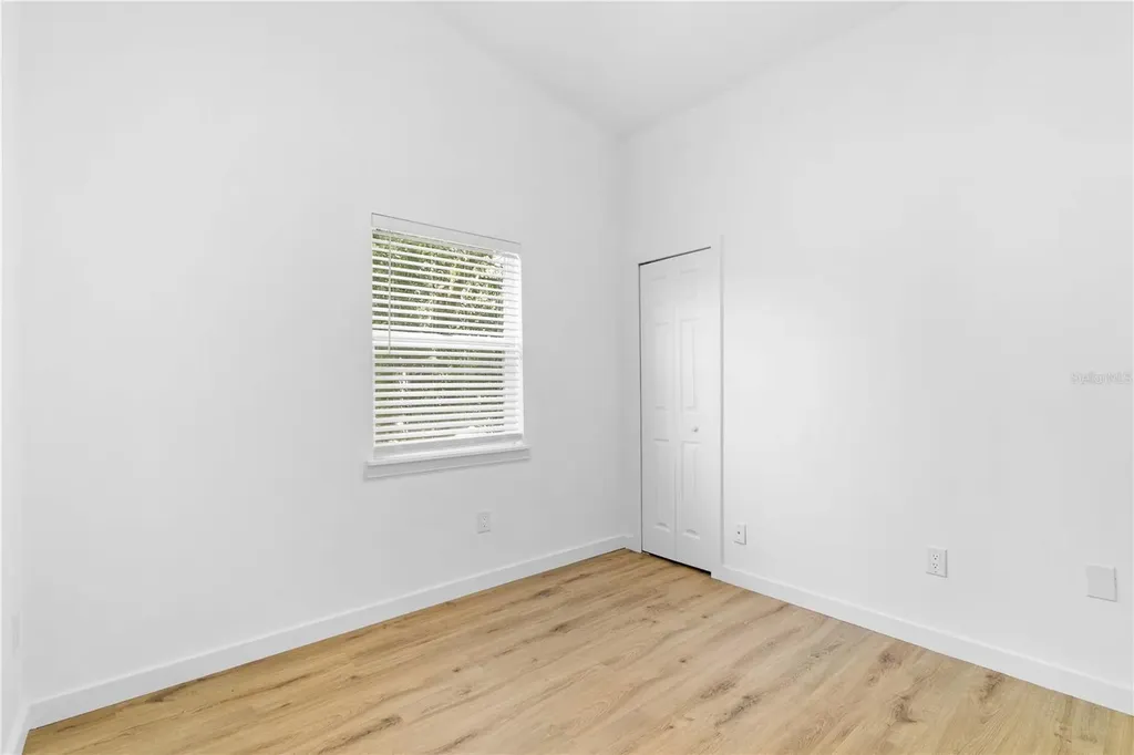 8711 Cobbler Place Tampa FL 33615