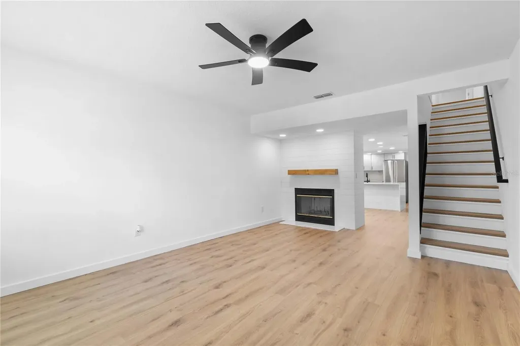 8711 Cobbler Place Tampa FL 33615