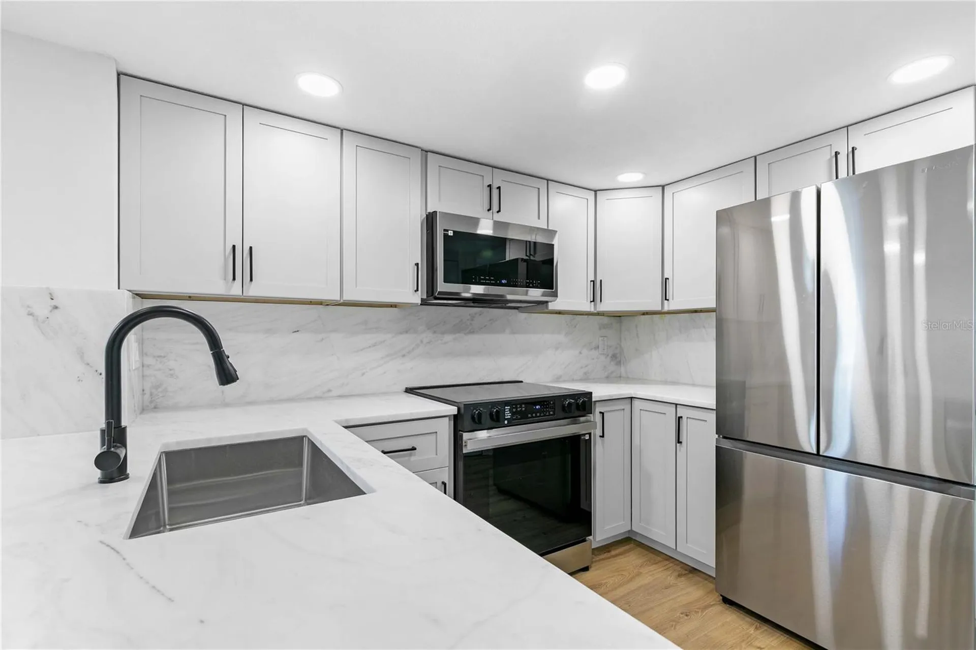 8711 Cobbler Place Tampa FL 33615