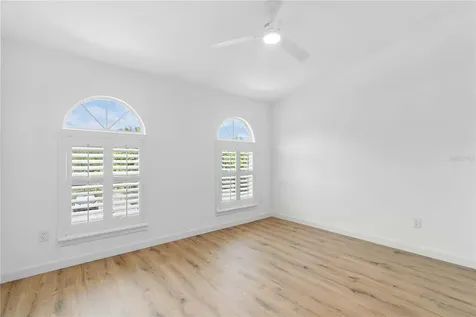 8711 Cobbler Place Tampa FL 33615