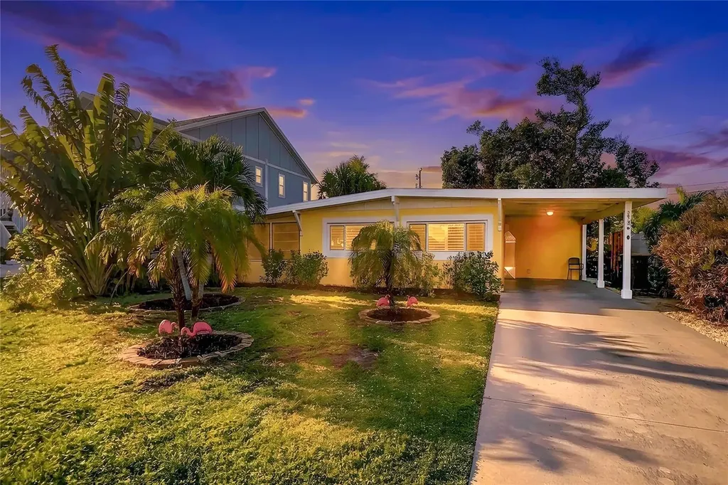 1330 Holiday Drive Englewood FL 34223