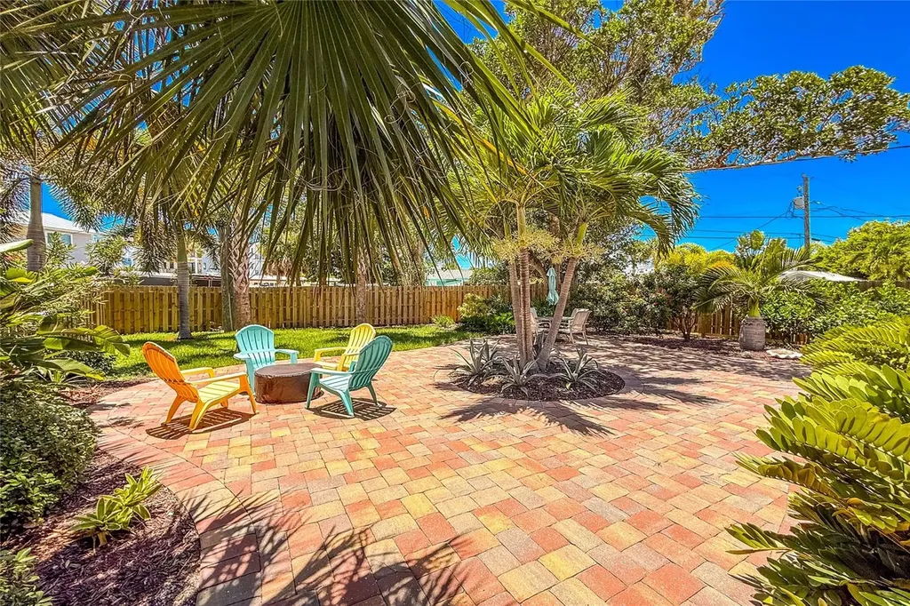 1330 Holiday Drive Englewood FL 34223