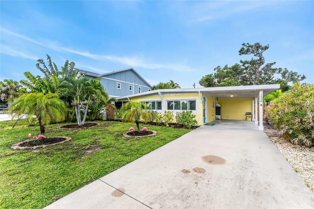 1330 Holiday Drive Englewood FL 34223