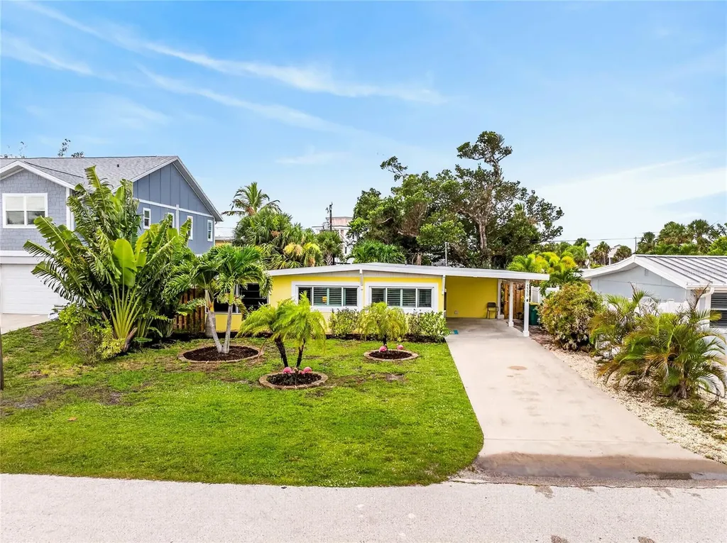 1330 Holiday Drive Englewood FL 34223