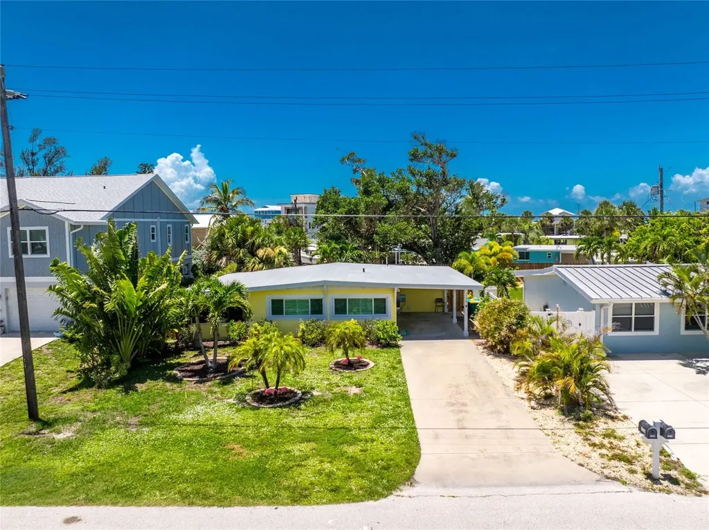 1330 Holiday Drive Englewood FL 34223
