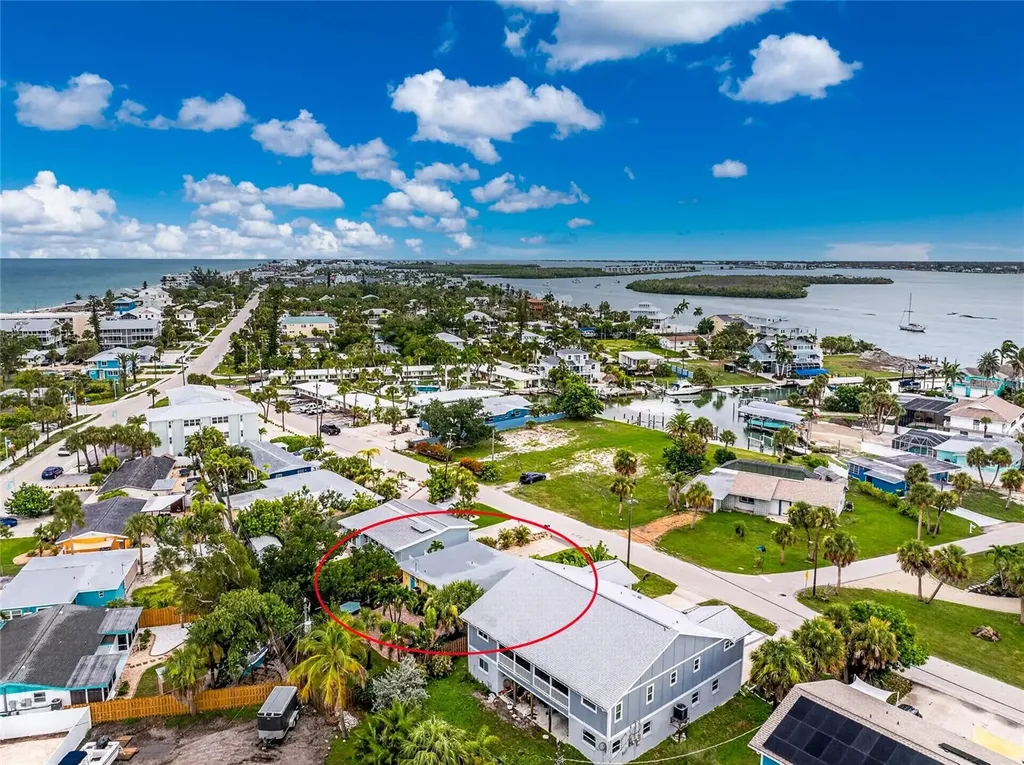 1330 Holiday Drive Englewood FL 34223