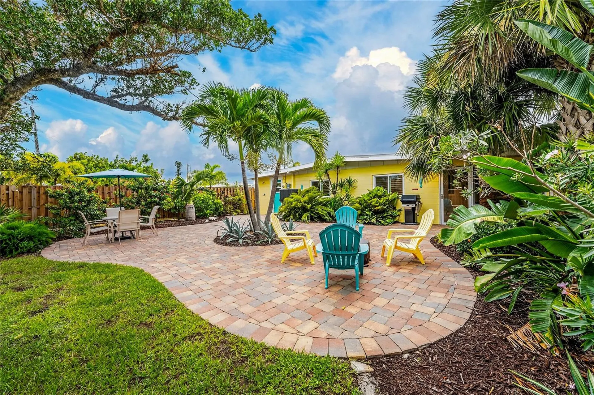 1330 Holiday Drive Englewood FL 34223