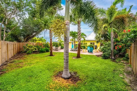 1330 Holiday Drive Englewood FL 34223