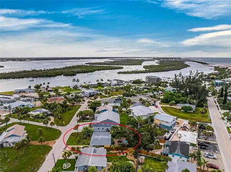 1330 Holiday Drive Englewood FL 34223