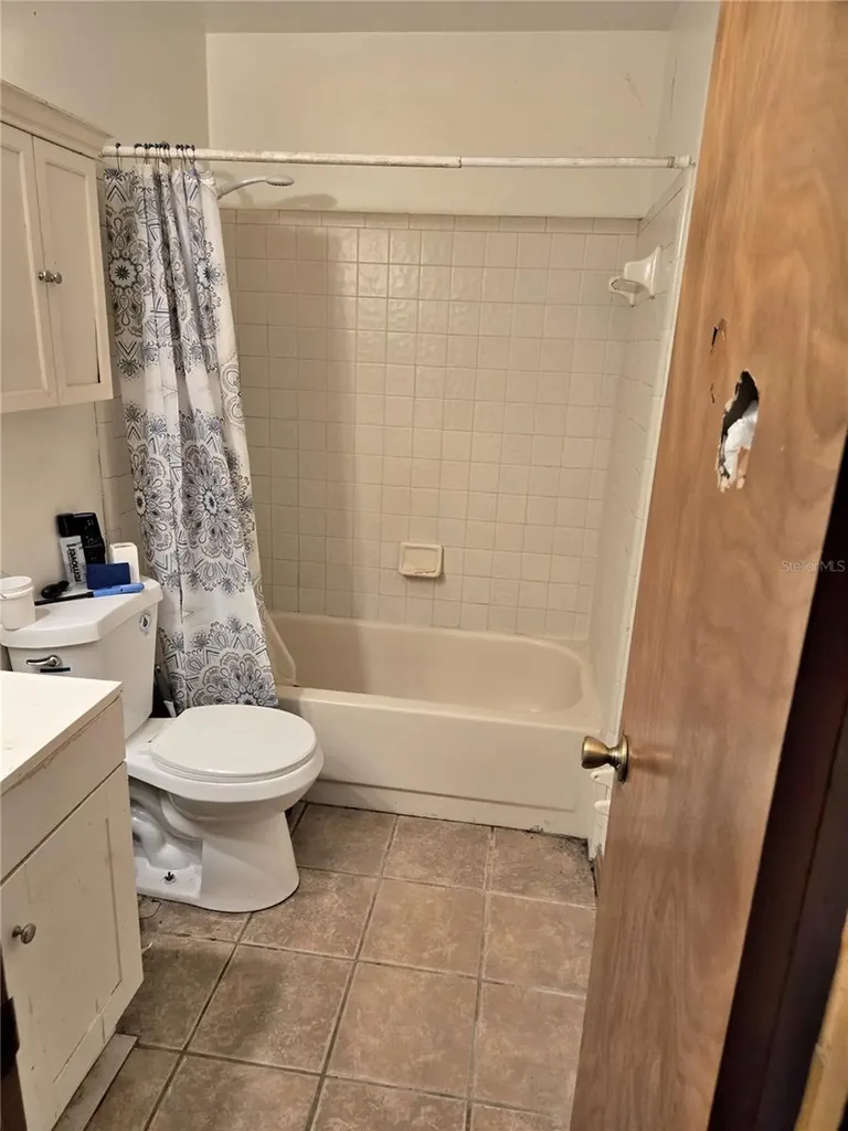 5727 SW 10th Place Gainesville FL 32607