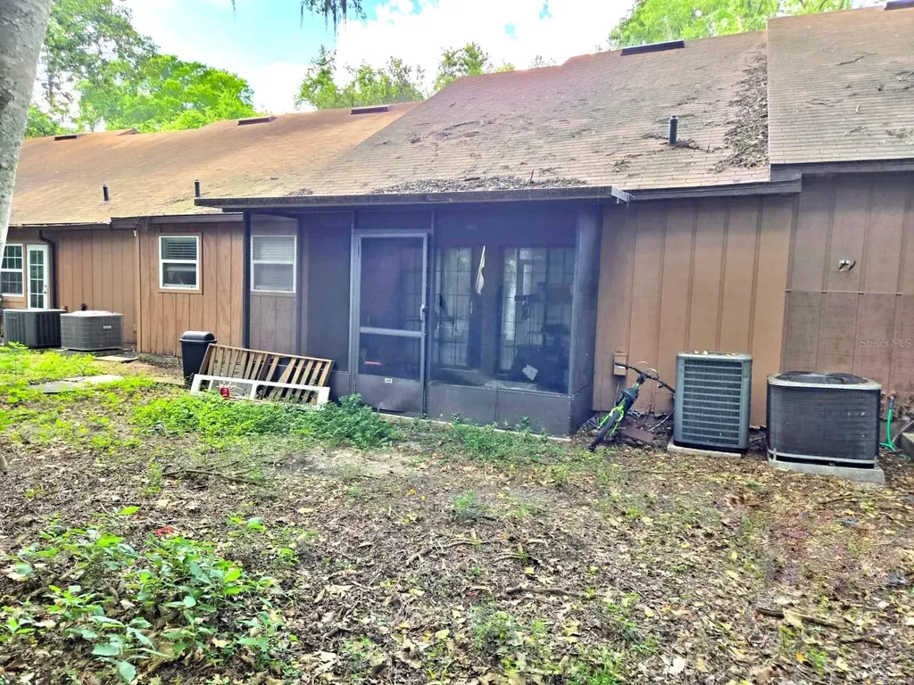 5727 SW 10th Place Gainesville FL 32607