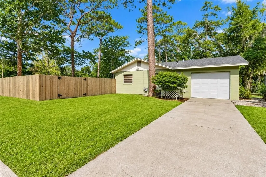 7525 SW 51st Place Gainesville FL 32608