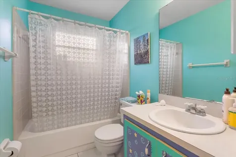 7525 SW 51st Place Gainesville FL 32608