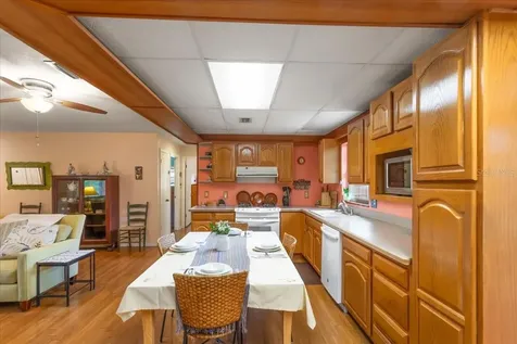 7525 SW 51st Place Gainesville FL 32608