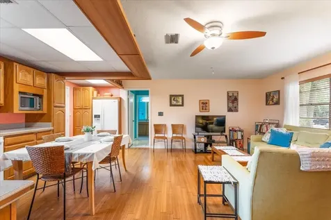 7525 SW 51st Place Gainesville FL 32608