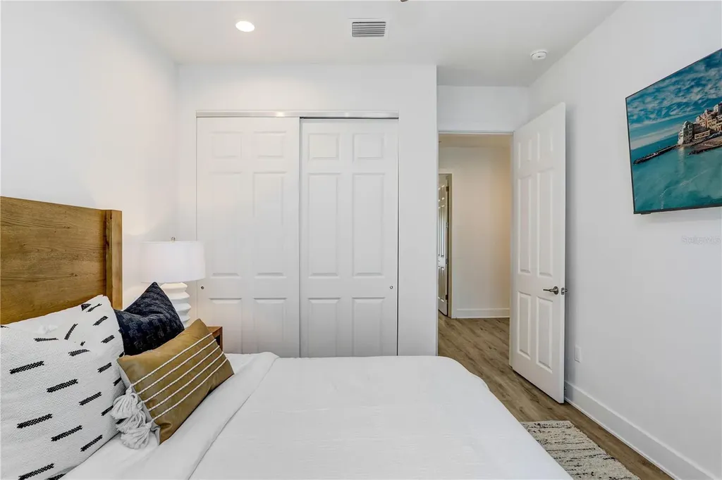 15405 Gulf Boulevard St Petersburg FL 33708