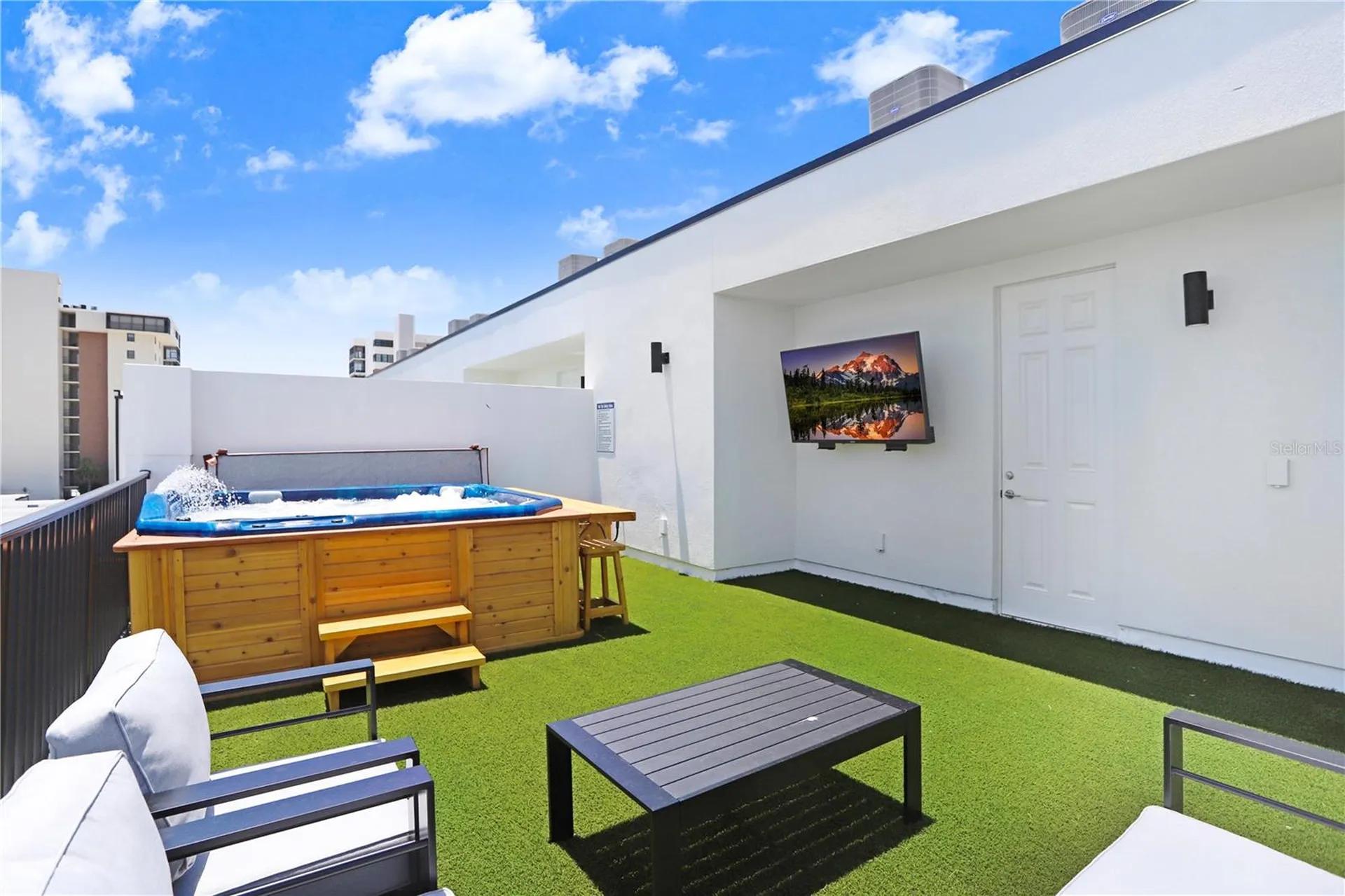 15405 Gulf Boulevard St Petersburg FL 33708