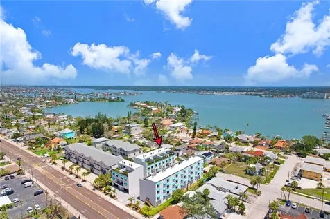 15405 Gulf Boulevard St Petersburg FL 33708