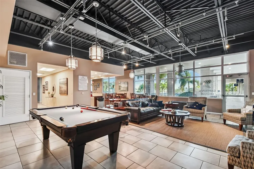 3144 Nautical Place S St Petersburg FL 33712
