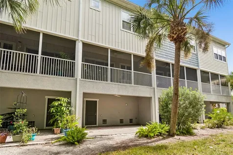 3144 Nautical Place S St Petersburg FL 33712