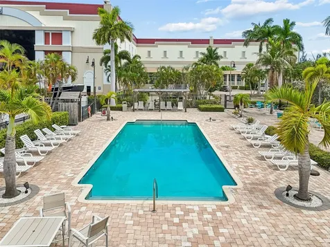 3144 Nautical Place S St Petersburg FL 33712