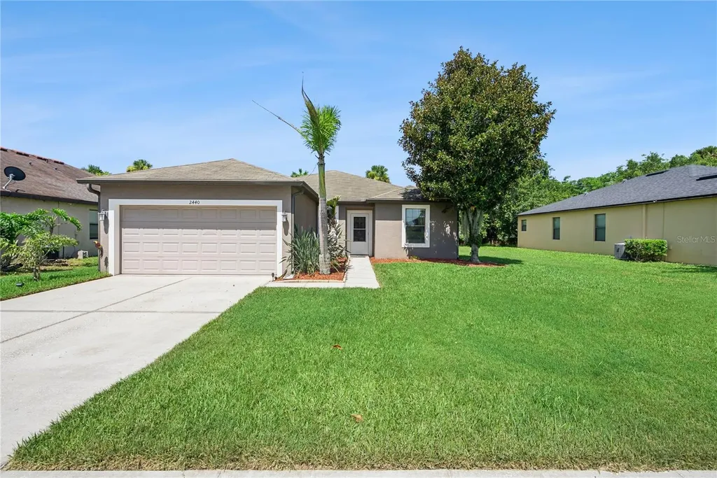 2440 Vineyard Circle Sanford FL 32771