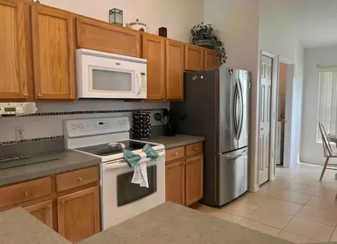 622 Eagle Pointe S Kissimmee FL 34746