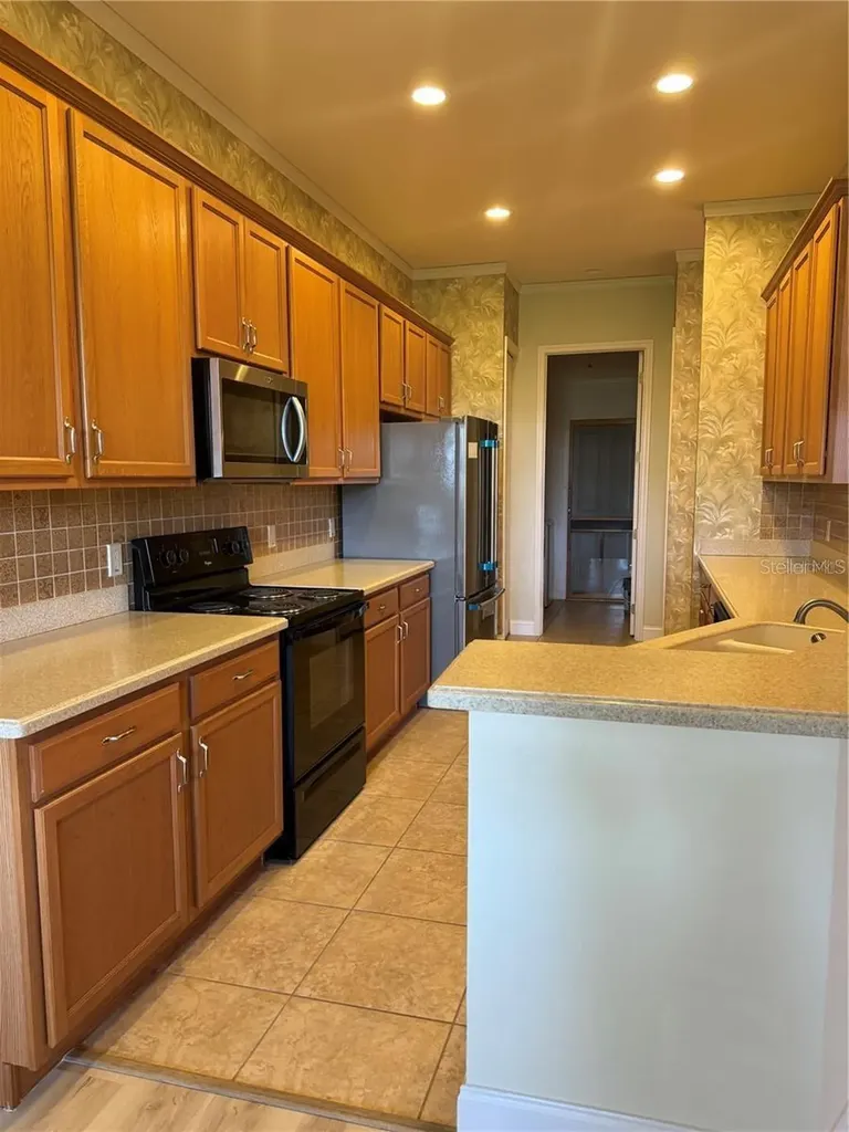 2470 Salzburg Loop Winter Haven FL 33884
