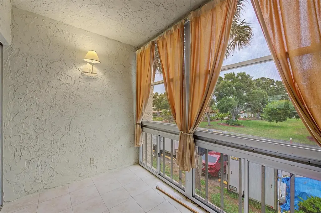 11485 Oakhurst Road Largo FL 33774