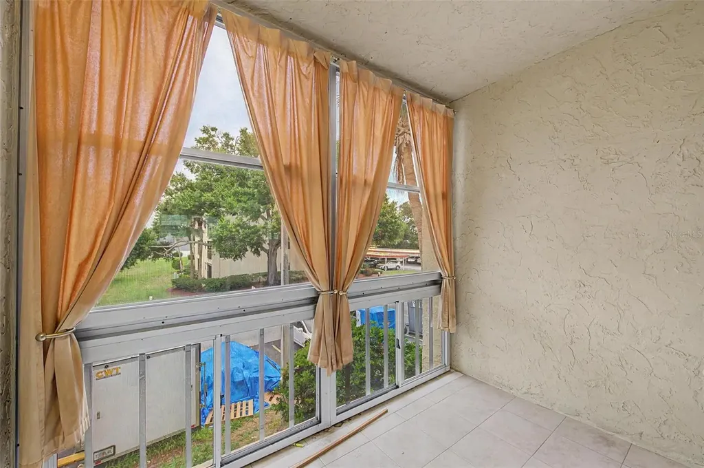 11485 Oakhurst Road Largo FL 33774