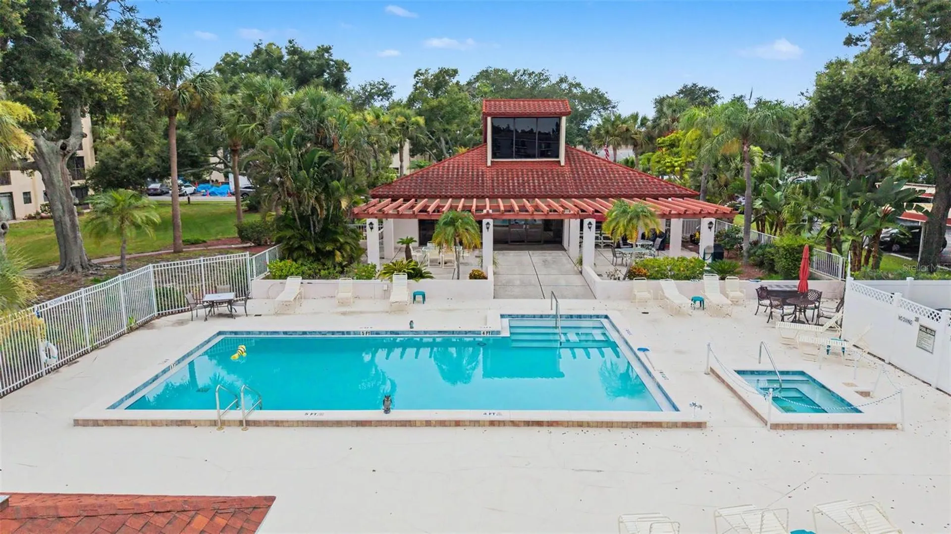 11485 Oakhurst Road Largo FL 33774
