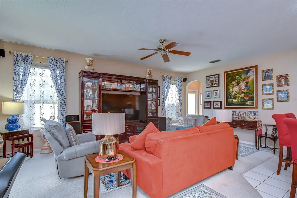 2202 Longmore Circle Valrico FL 33596