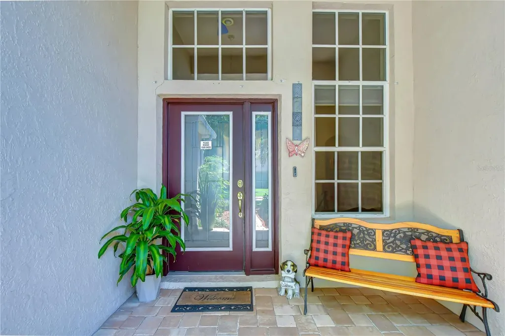 2202 Longmore Circle Valrico FL 33596