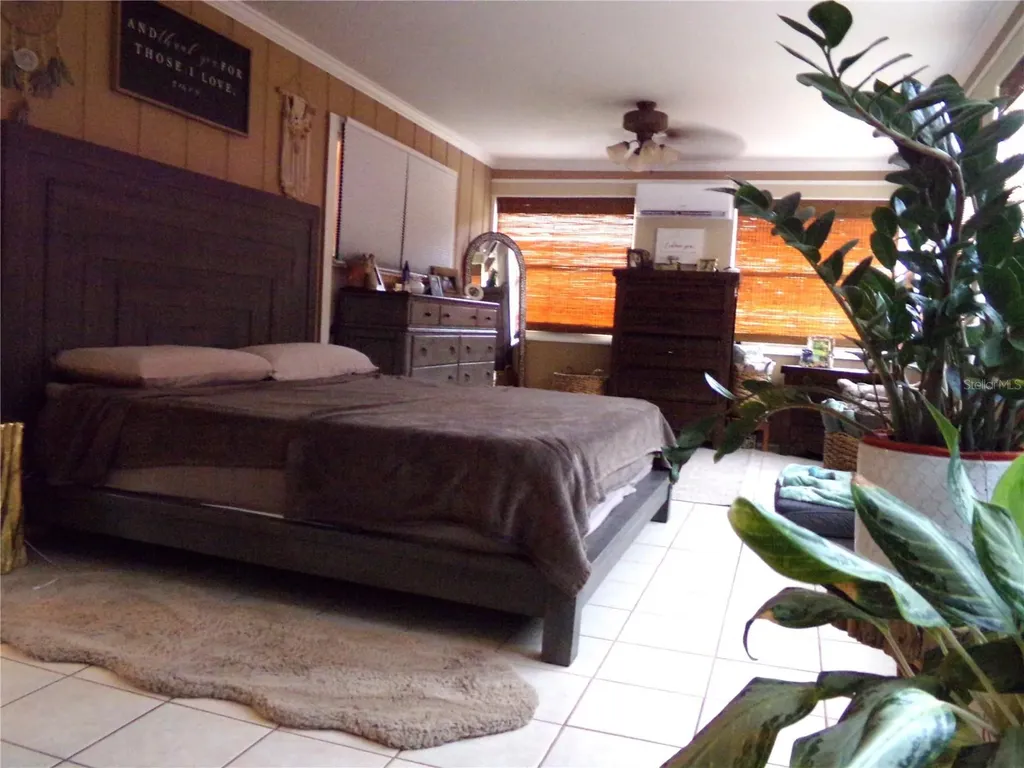 33068 Round Table Road Dade City FL 33523