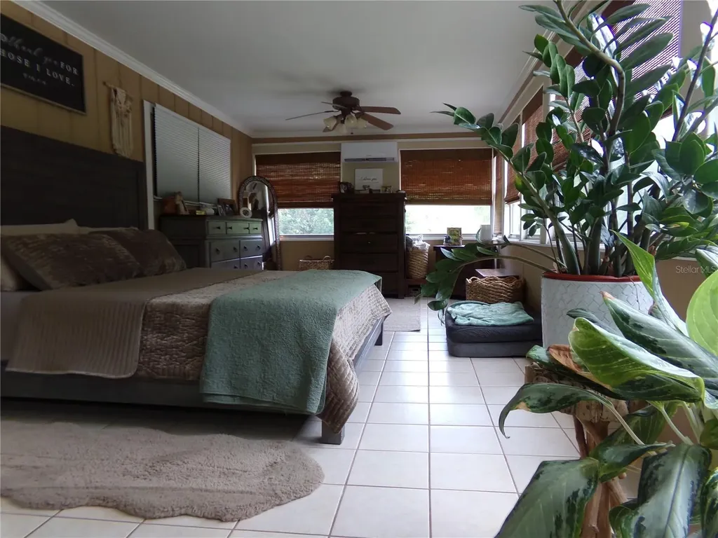 33068 Round Table Road Dade City FL 33523