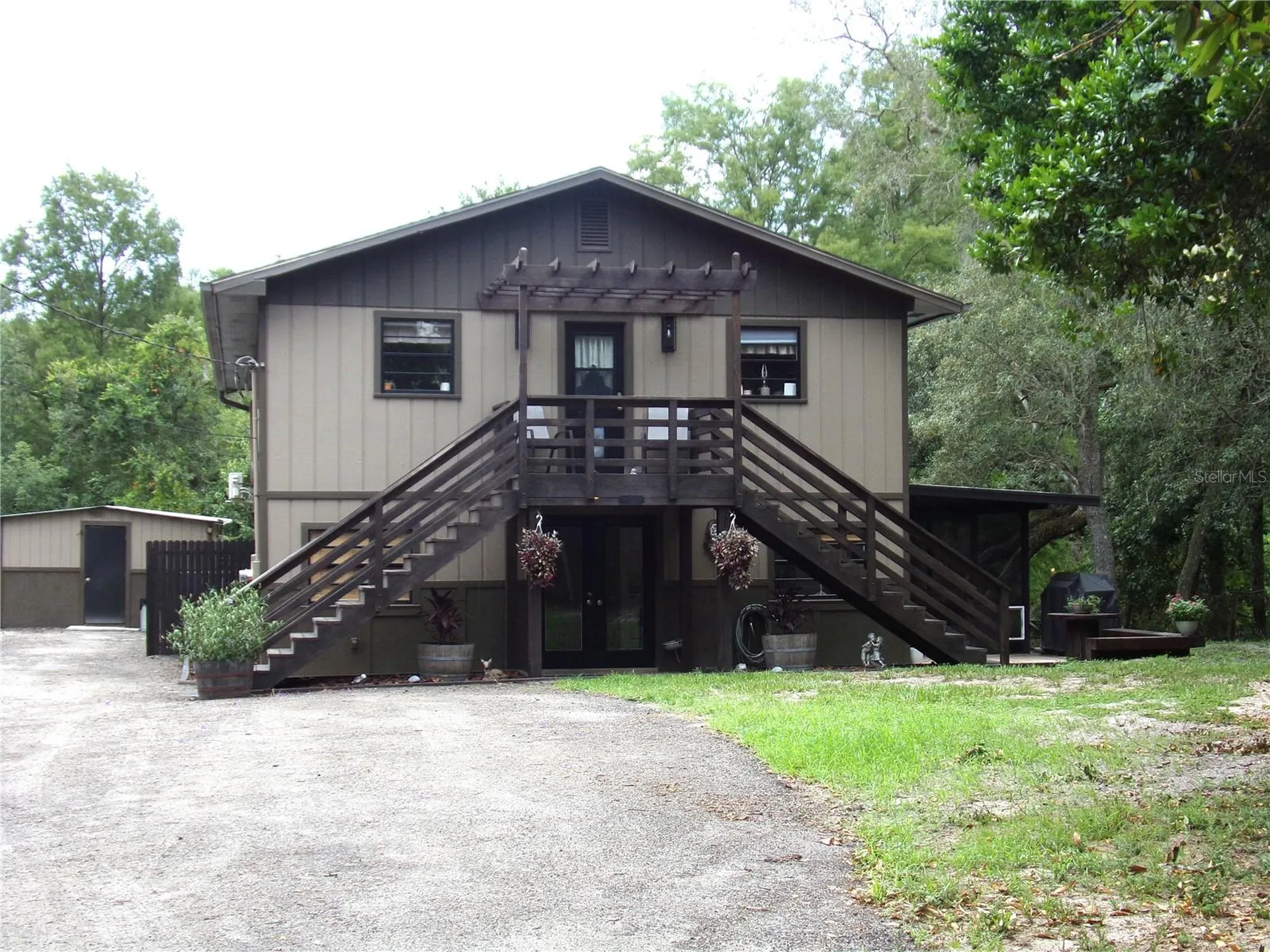 33068 Round Table Road Dade City FL 33523