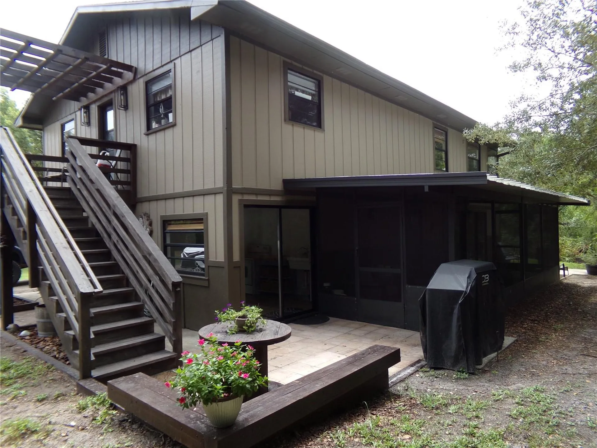 33068 Round Table Road Dade City FL 33523