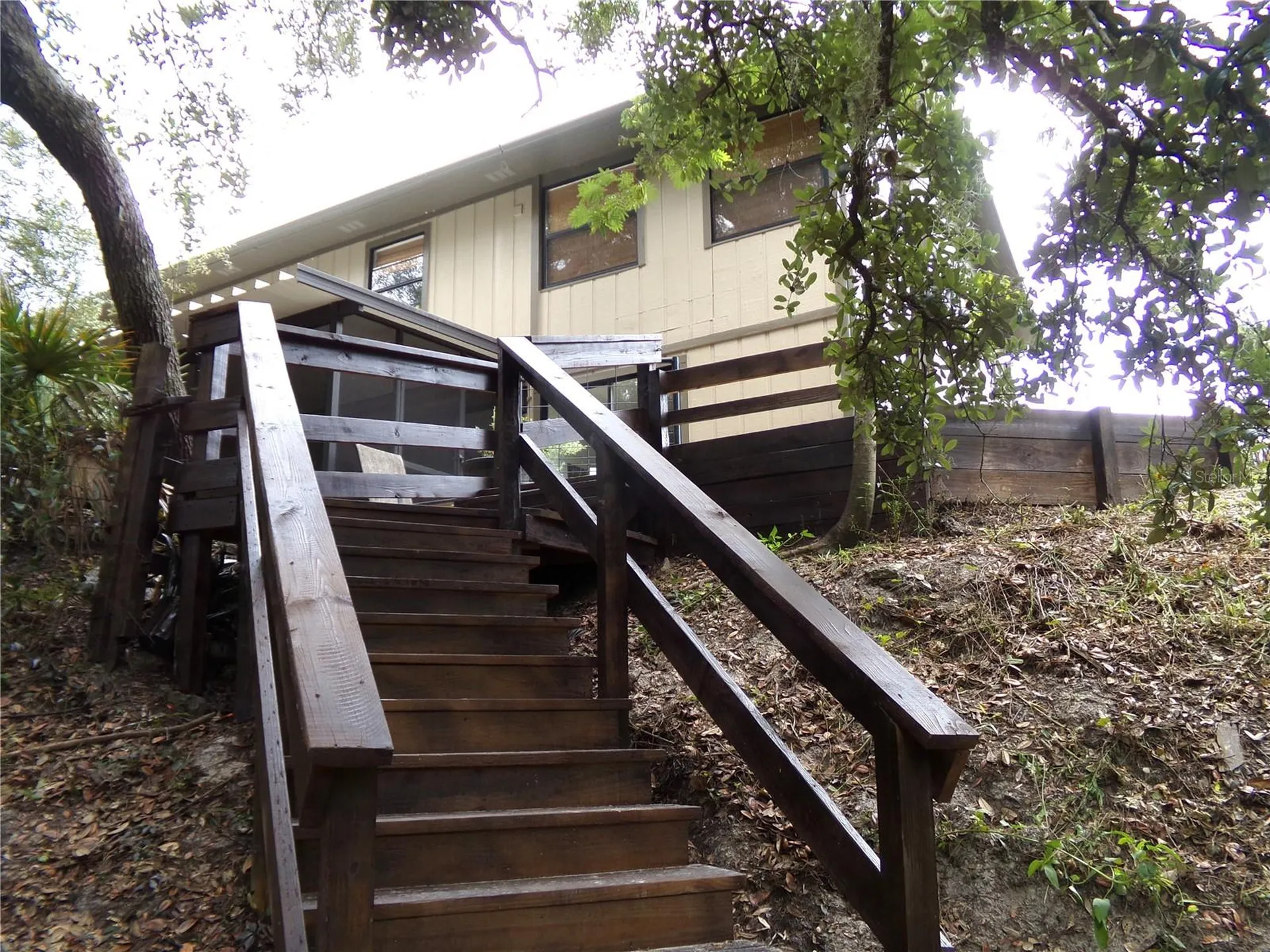 33068 Round Table Road Dade City FL 33523