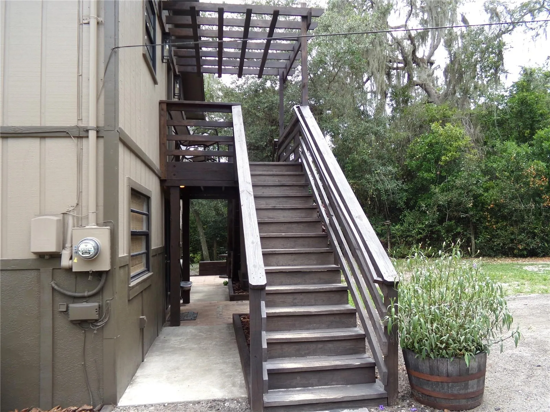33068 Round Table Road Dade City FL 33523