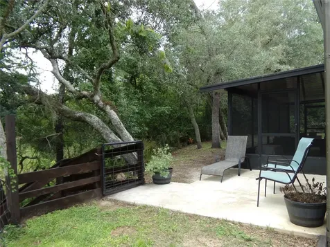33068 Round Table Road Dade City FL 33523