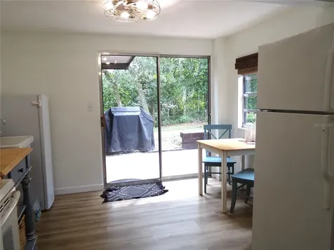 33068 Round Table Road Dade City FL 33523