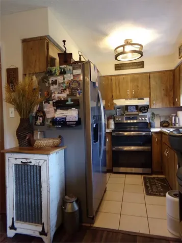 33068 Round Table Road Dade City FL 33523