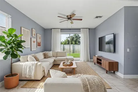 2244 Mallard Creek Circle Kissimmee FL 34743