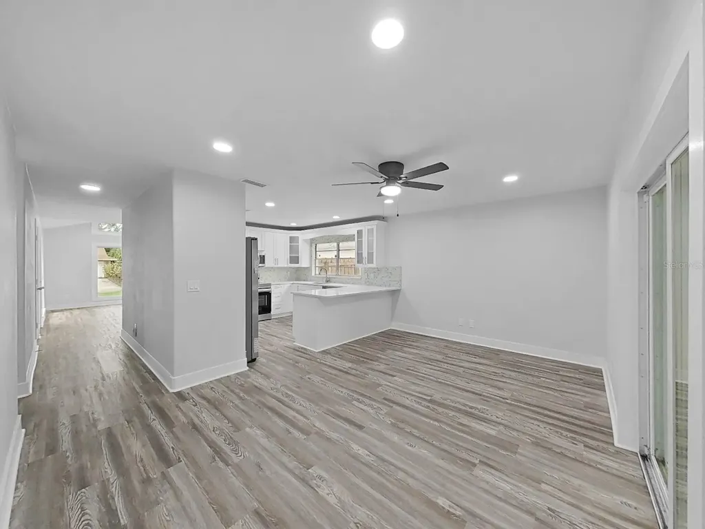 7513 Mayfair Court Tampa FL 33634