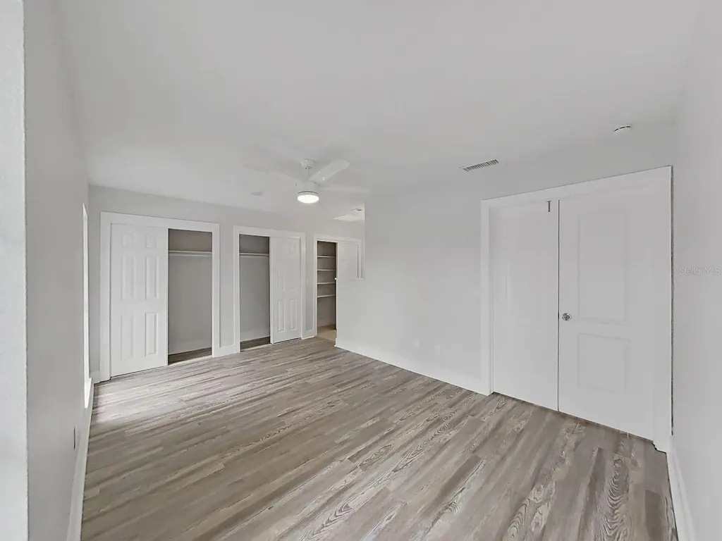 7513 Mayfair Court Tampa FL 33634